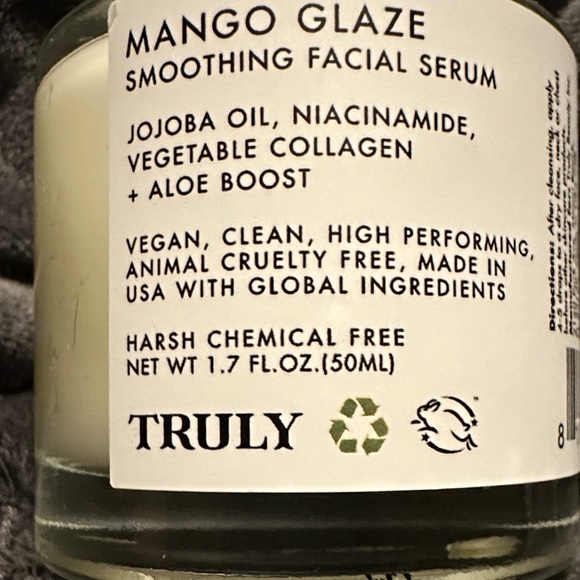 TRULY Mango Glaze Facial Serum - Cream - Picture 2 of 4